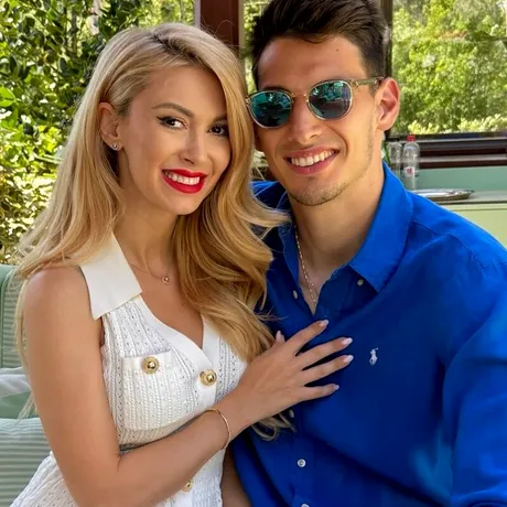 Andreea Bălan și Victor Cornea au fixat data nunții. Cine le vor fi nași?