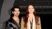 Joe Jonas și Sophie Turner au divorțat oficial, după numeroase bătălii în tribunal pentru custodia fiicelor lor