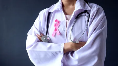 Semne ignorate ani la rând! Povestea unei mame de 36 de ani, diagnosticată cu un cancer extrem de rar