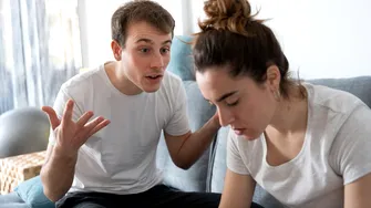6 semne că te afli într-o relație toxică