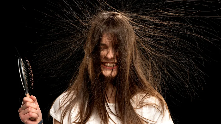 Măști de păr naturale pentru combaterea încreţirii! Părul tău nu va mai avea un aspect electrizat