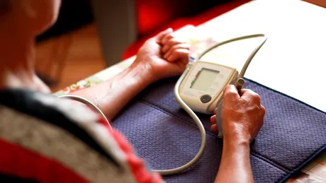 Alimente care scad tensiunea mai rapid decât pastilele. Ce să pui mereu pe lista de cumpărături