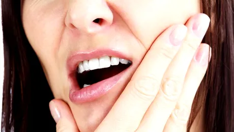 Obiceiuri alimentare care favorizează durerile de dinţi