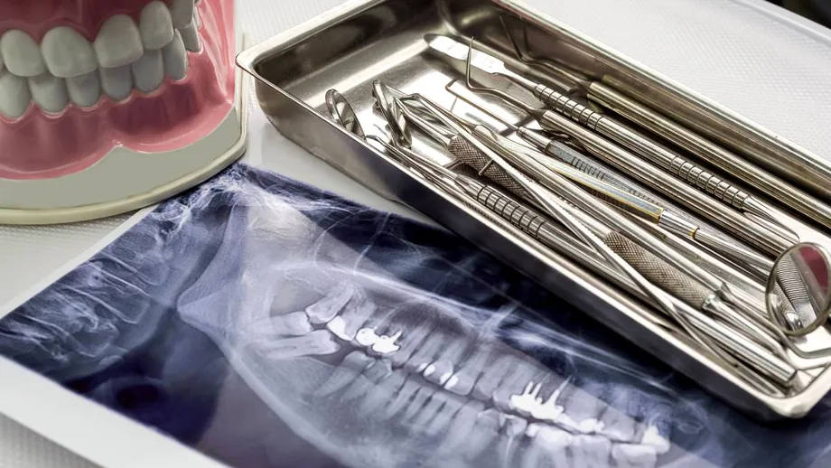 Ortodonția digitală și viitorul tratamentelor personalizate: cum schimbă tehnologia abordarea pacientului adult