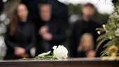 Ajutorul de deces poate fi încasat și de persoane fără legături de rudenie. Ce prevede legea și ce documente sunt necesare