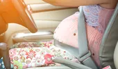 Din ce lună de sarcină nu mai ai voie să conduci. Detaliul pe care puţine gravide îl știu