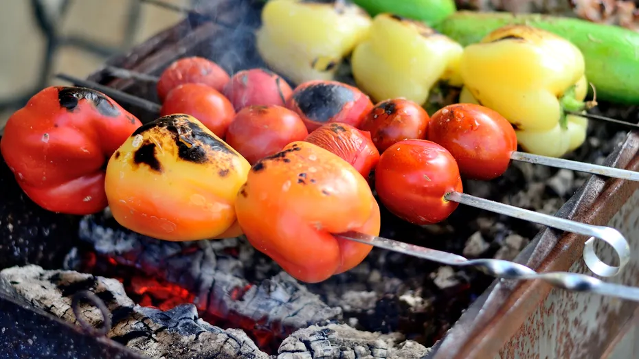 10 fructe și legume care pot fi preparate la grătar - delicioase și sănătoase!