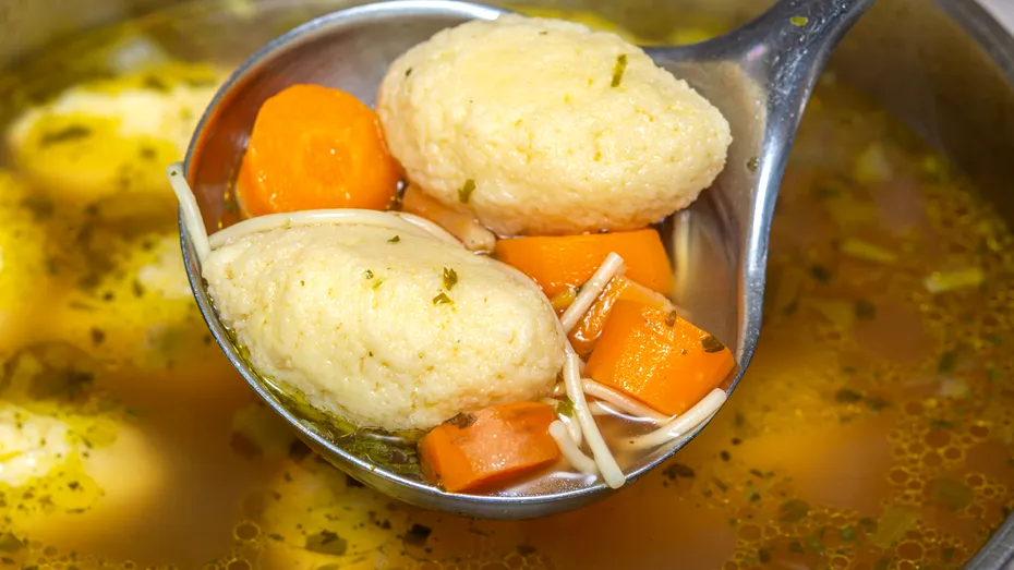 Secretul găluștelor pufoase pentru supă. Folosește acest ingredient care costă 1 leu și nu se vor întări!