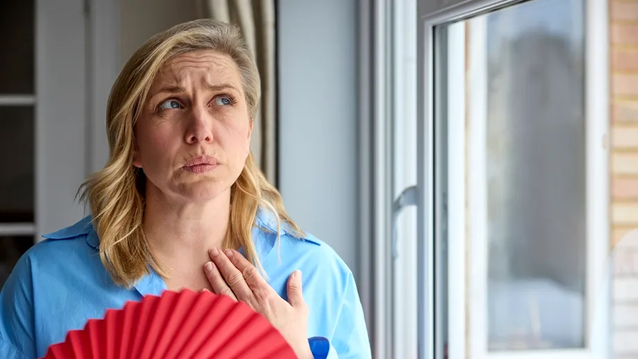 Perimenopauza: semnal de alarmă pentru inimă. 5 obiceiuri care reduc riscul de AVC