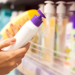 Cum alegi cel mai bun SPF. Ce înseamnă numărul de pe crema de protecție solară