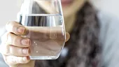 Testul deshidratării: cum îți dai seama dacă ai băut suficientă apă