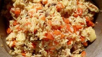 Cum să faci cel mai bun pilaf. Iese mereu pufos și delicios, dacă ești atent la acest detaliu