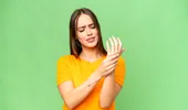Secretul din palmele tale: cum să scapi de balonare și insomnie apăsând câteva puncte cheie