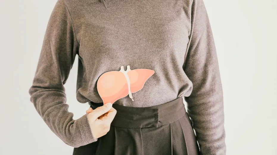 Băutura care îți poate afecta cel mai mult ficatul! Vinul și cafeaua nu se află pe lista experților