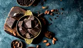 9 moduri delicioase de a consuma ciocolata neagră. Beneficii pentru inimă și minte
