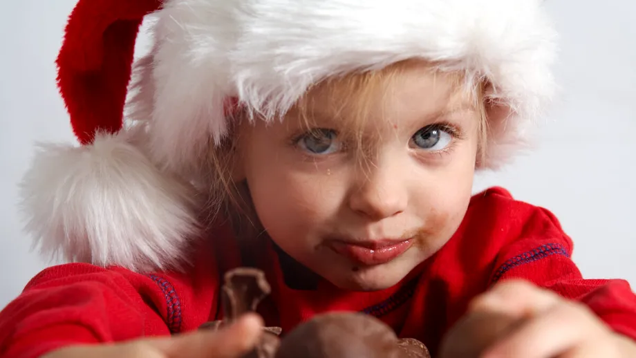 Copiii și dulciurile de Crăciun. 10 sfaturi pentru părinți