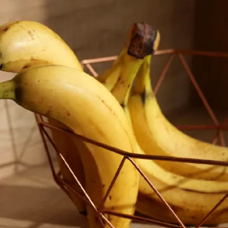 Mască de față cu banană pentru piele uscată. Ce efect poate avea și cum o prepari corect