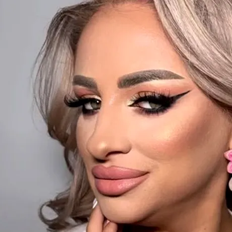 Cum arată acum Sânziana Buruiană, după 10 ani de alăptat fără oprire