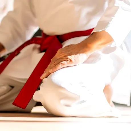 Secretul străvechi al samurailor pentru mobilitate la orice vârstă și picioare puternice