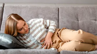 Ai senzația de abdomen umflat după ce mănânci? Soluția naturală recomandată de specialiști pentru o digestie mai ușoară