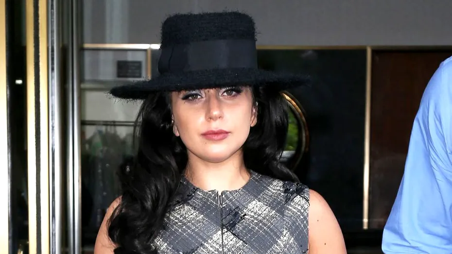 Lady Gaga a dezvăluit câteva secrete din ritualul său zilnic de înfrumuseţare