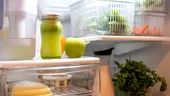 De ce frigiderul nu răcește toate alimentele la fel. Unde ar trebui păstrate, de fapt, fructele și legumele