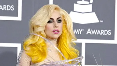 Lady Gaga indeamna tinerele sa nu se grabeasca cu sexul intr-o relatie