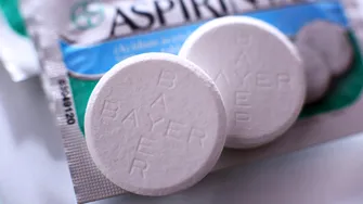 Cardiologii avertizează: luarea aspirinei în fiecare zi nu este sigură pentru toată lumea