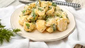 4 rețete delicioase cu cartofi noi pe care le vei găti toată vara. Salata cu maioneză este vedeta sezonului