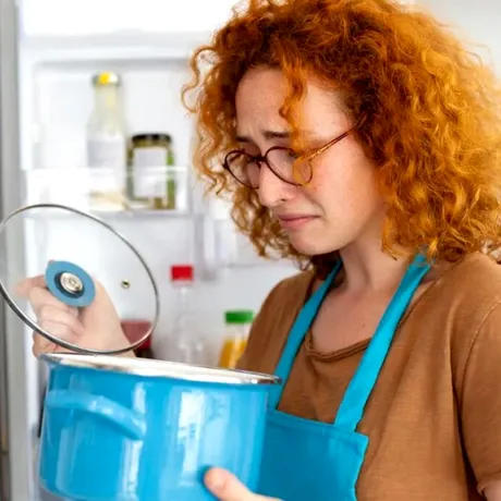 Se poate mânca ciorba, dacă a stat 4 zile în frigider? Care este termenul-limită, de fapt