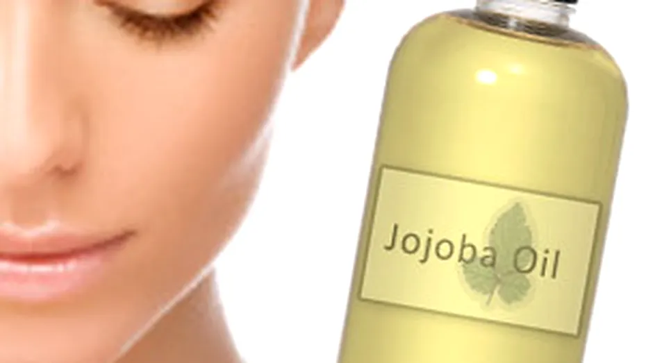 Uleiul de jojoba, ingredientul minune din produsele de îngrijire