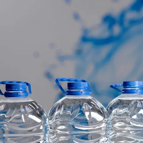 Ce poți face cu bidoanele de 5 litri care nu se reciclează prin SGR?