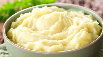 Piure de cartofi cremos ca la restaurant! Puțini cunosc secretul la mixer