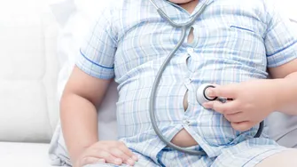 Copiii și obezitatea: o problemă complexă de înțeles, nu de judecat