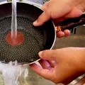 Când ar trebui să înlocuiești setul de tigăi, dacă e din teflon, ceramică, aluminiu sau cupru