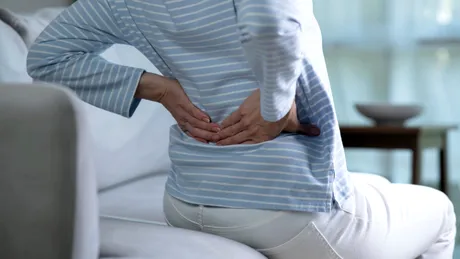 O simplă durere de spate s-a transformat într-un coșmar pentru o femeie. Ce diagnostic a primit
