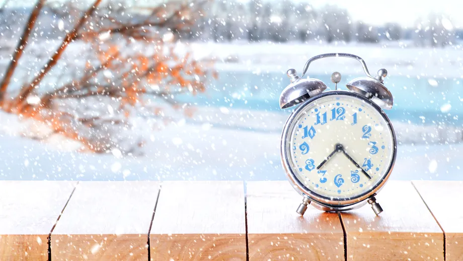 Ora de iarnă 2022. Când se schimbă ora în România și ce efecte va avea asupra sănătății noastre