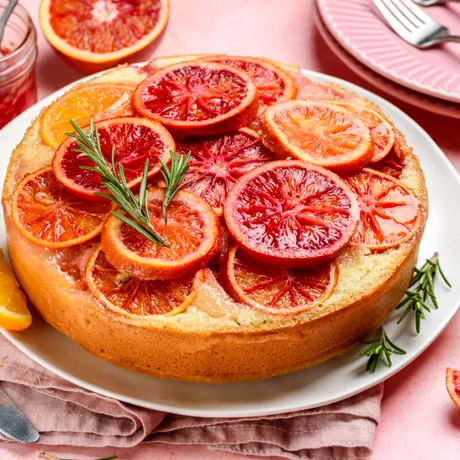 Prăjitură pufoasă cu portocale. Rețetă simplă și aromată! E gata în 35 de minute