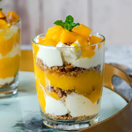 Desert cu mango și iaurt: gustarea de care te vei îndrăgosti, cu siguranță