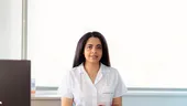 Dr. Cristiana Odukoya: „În menopauză, terapia de substituție hormonală are efect benefic pe funcția vasculară, nivelul de grăsimi din sânge și glicemie, ameliorează câștigul de grăsime la nivel abdominal și scade riscul de diabet zaharat” | INTERVIU