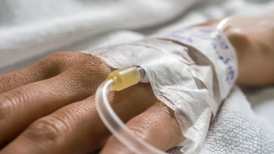 Miruna, fata din Craiova susținută în viață de aparatul ECMO, a primit un diagnostic. Ce au arătat analizele?