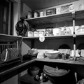Cum își păstrau oamenii mâncarea rece înainte de a avea frigider? Obiectul care făcea posibil acest lucru