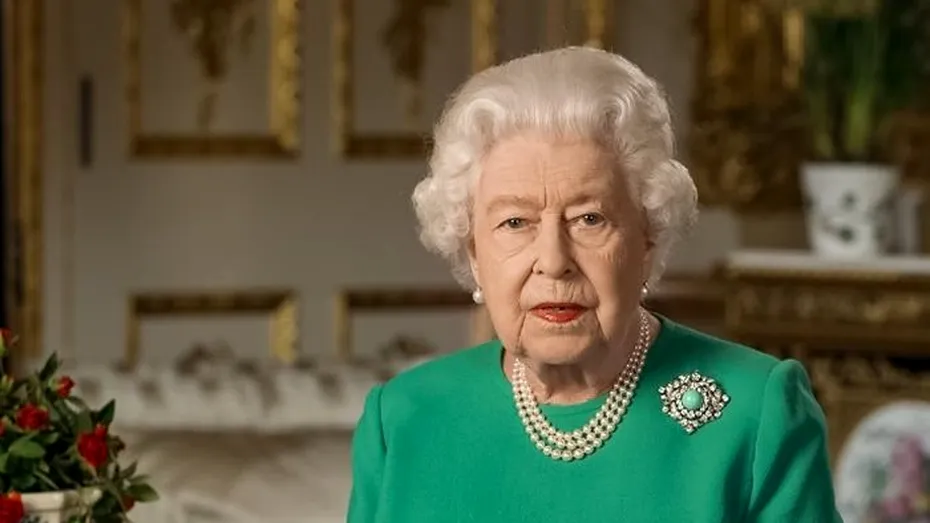 Ce mesaj subtil a transmis Regina Elisabeta a II-a prin intermediul broşei turcoaz purtată în timpul discursului istoric