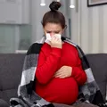 Sfaturi pentru gravidele care au răcit. Medic: „În foarte multe cazuri, simptomele răcelii dispar fără să luăm medicamente”