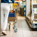 Noi scumpiri la alimente după Paște. Pâinea, carnea și legumele, pe lista creșterilor de preț