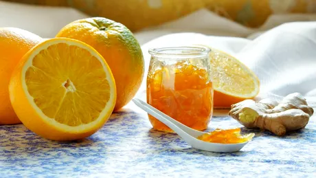Dulceață de portocale cu ghimbir, fără zahăr. Un deliciu pentru zilele de iarnă!