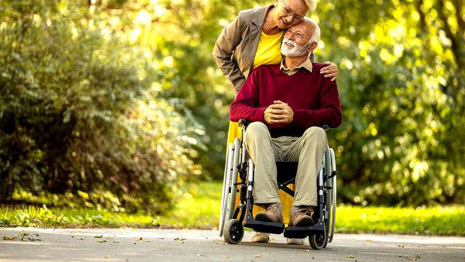 (P) Cum arăți că grija pentru bunici e prioritară?