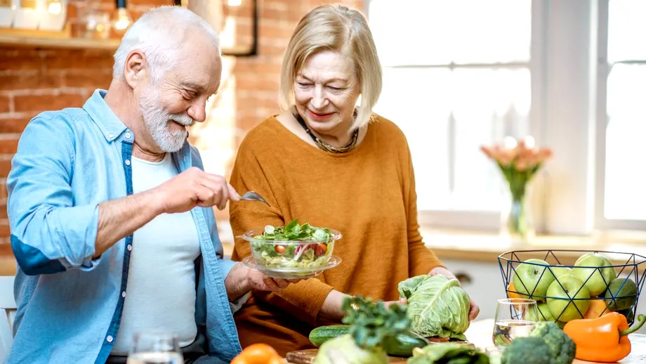 Cele mai bune alimente pentru un corp puternic, echilibrat și fit după vârsta de 50 de ani