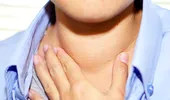 Simptomul tăcut care semnalează cancerul de tiroidă. Îl depistezi când mergi la baie