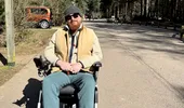 Un bărbat de 34 de ani a ajuns în scaun cu rotile după ce a ignorat un simptom aparent banal. Diagnosticul primit după zece luni i-a schimbat viața